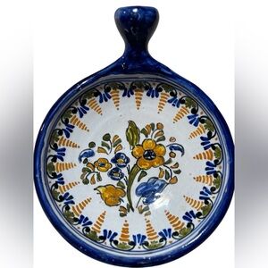 TALAVERA Pan Pottery Spain Florals 5 1/2” bowl.